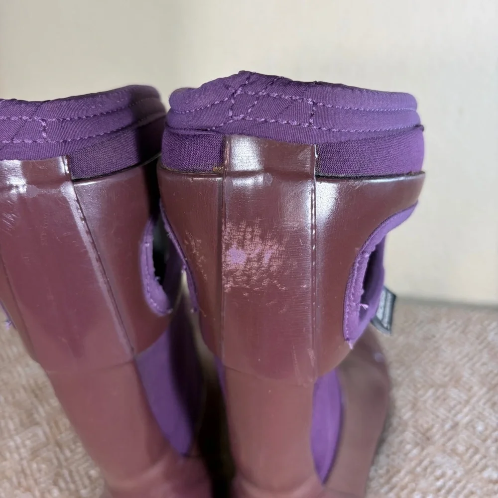 Bogs girls boots Youth Sz 2 Rain Outdoor Hiking Gorpcore